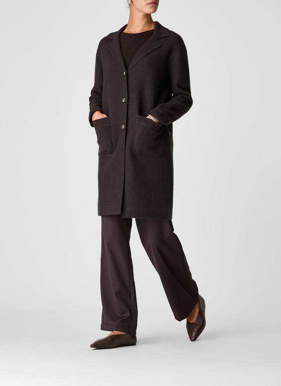 Strick Mantel Dark Espresso Frontansicht
