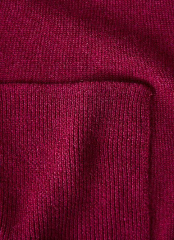 Strickjacke Bordeaux Frontansicht