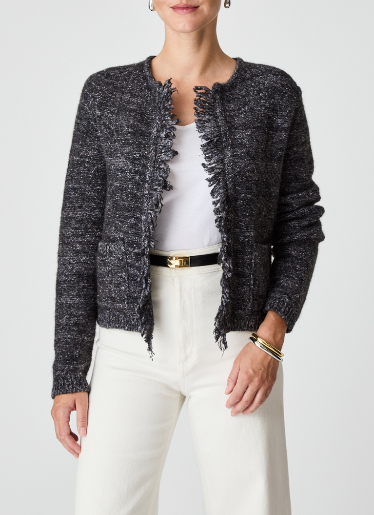 StrickjackeBlack Frontansicht