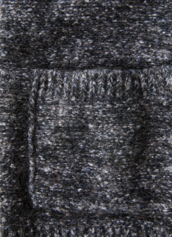 Strickjacke 1/1 Arm Black Frontansicht