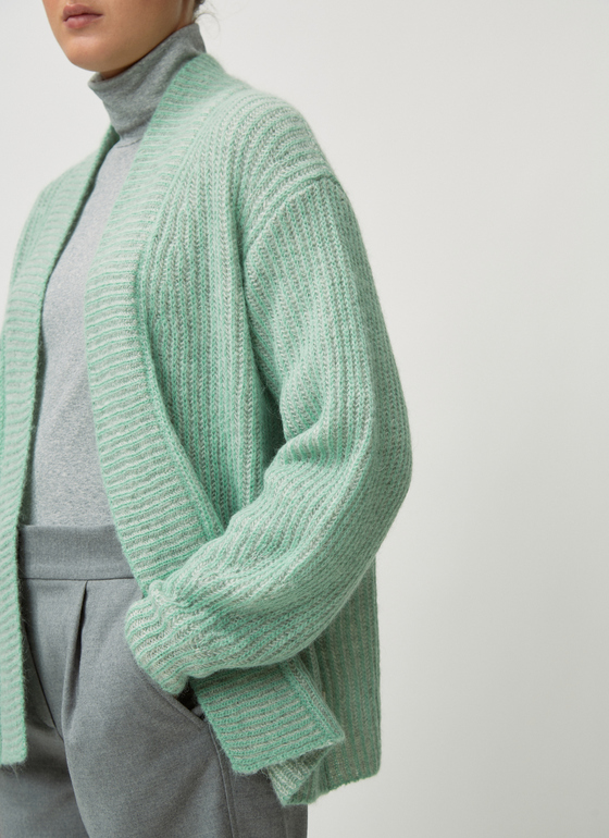 Strickjacke 1/1 Arm Green Mint Frontansicht