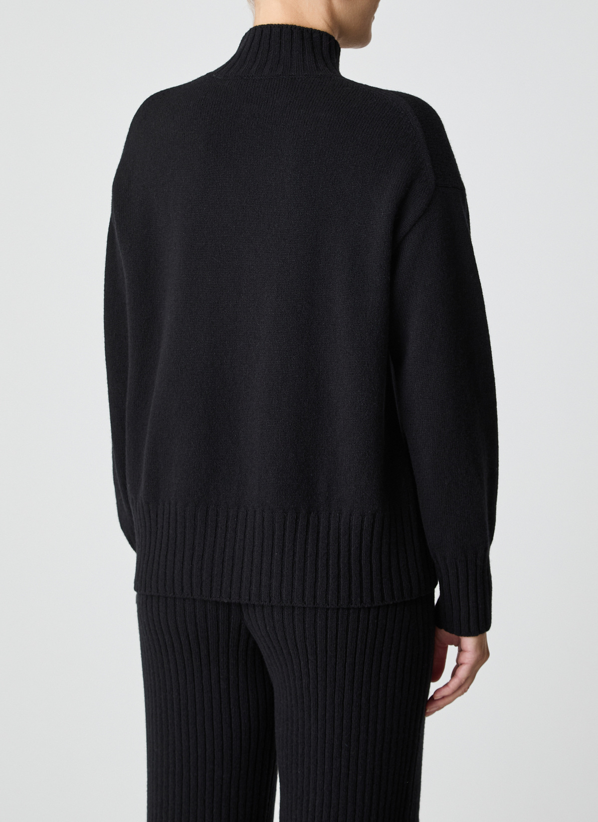 Pullover Stehkragen 1/1 Arm, Black Rückansicht