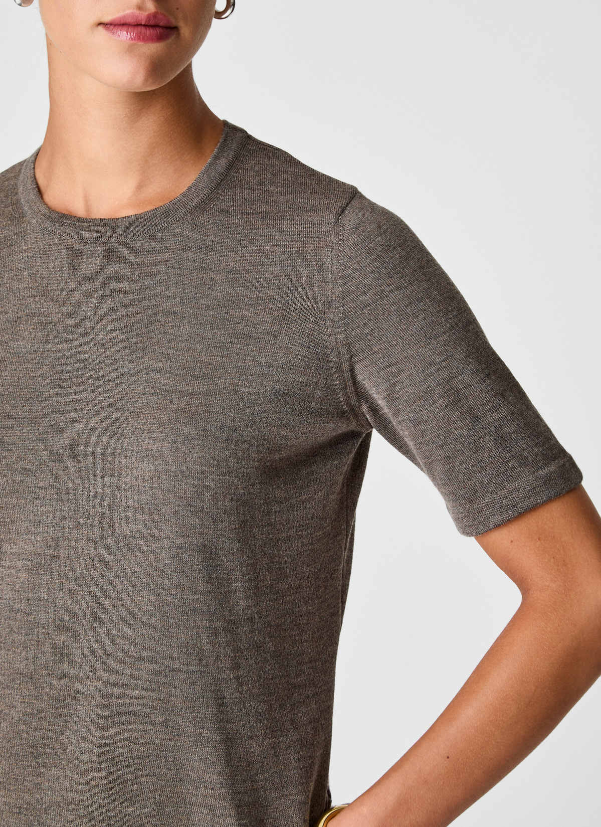 Pullover Rundhals, Hardwood Detailansicht 1