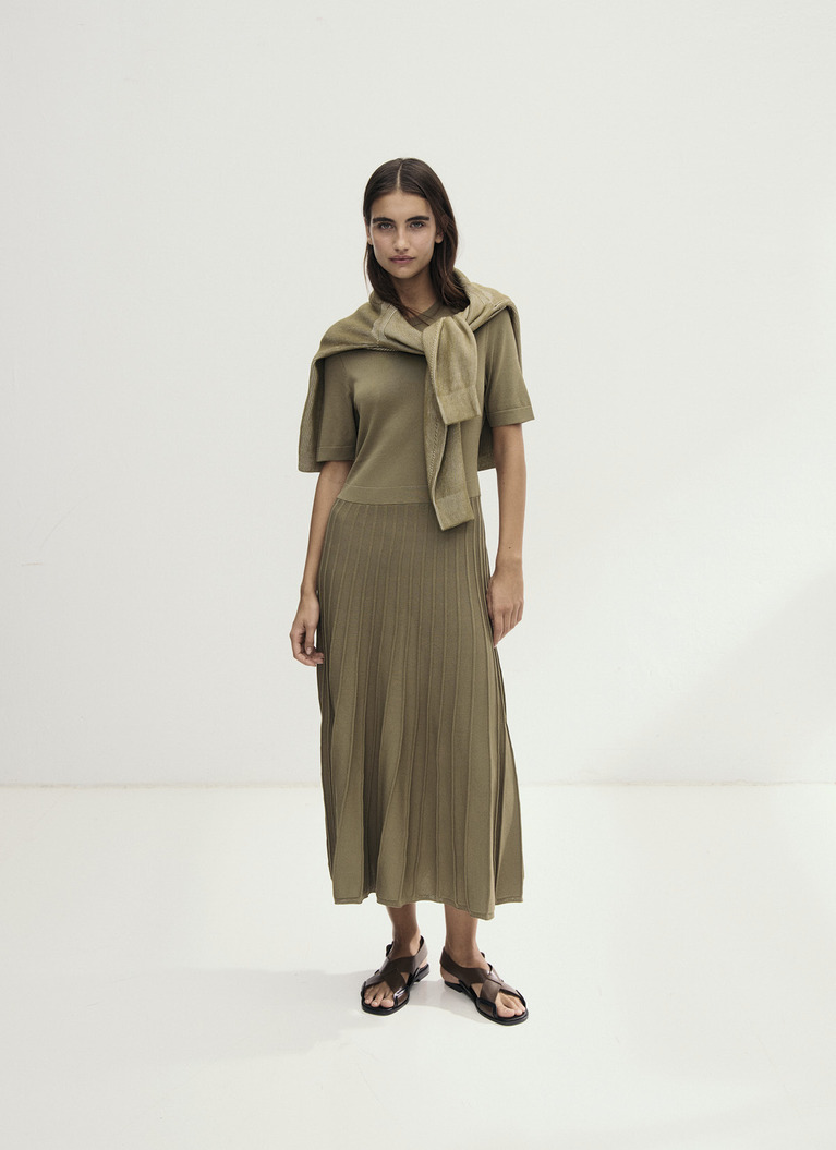 KleidDried Herb Frontansicht