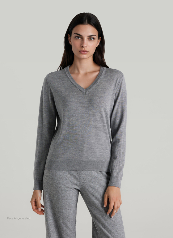 Pullover V-Ausschnitt 1/1 Arm Shark Skin Frontansicht