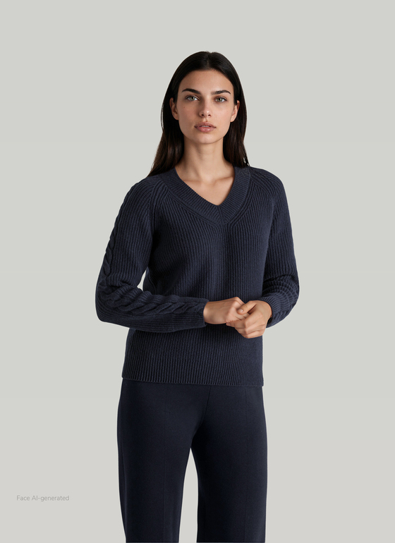 Pullover Rundhals Navy Frontansicht