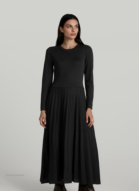 Kleid width=