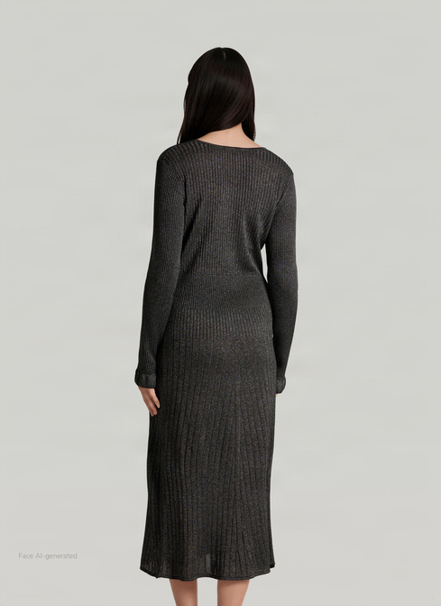 Kleid width=