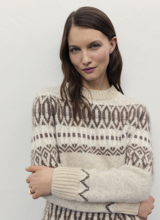 Pullover Rundhals 1/1 Arm British Tea Frontansicht