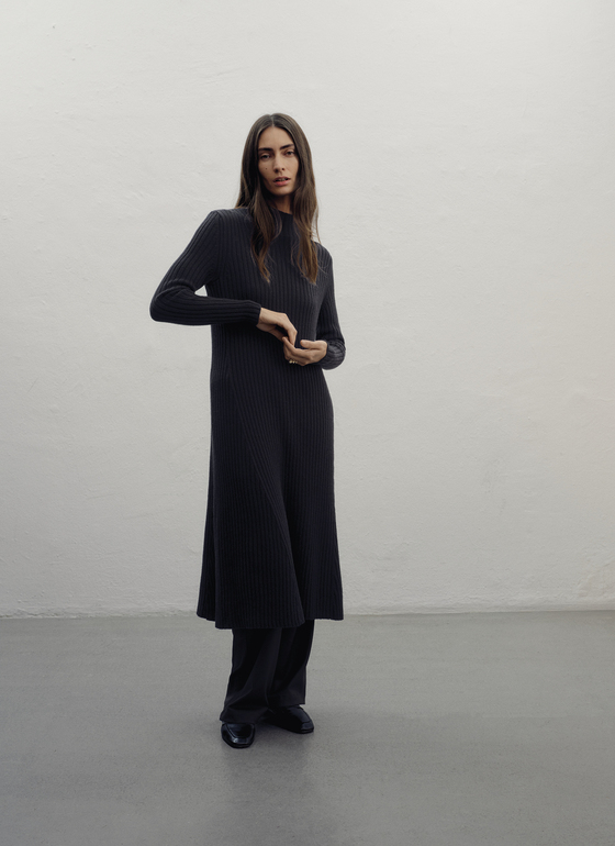 Kleid Black Frontansicht