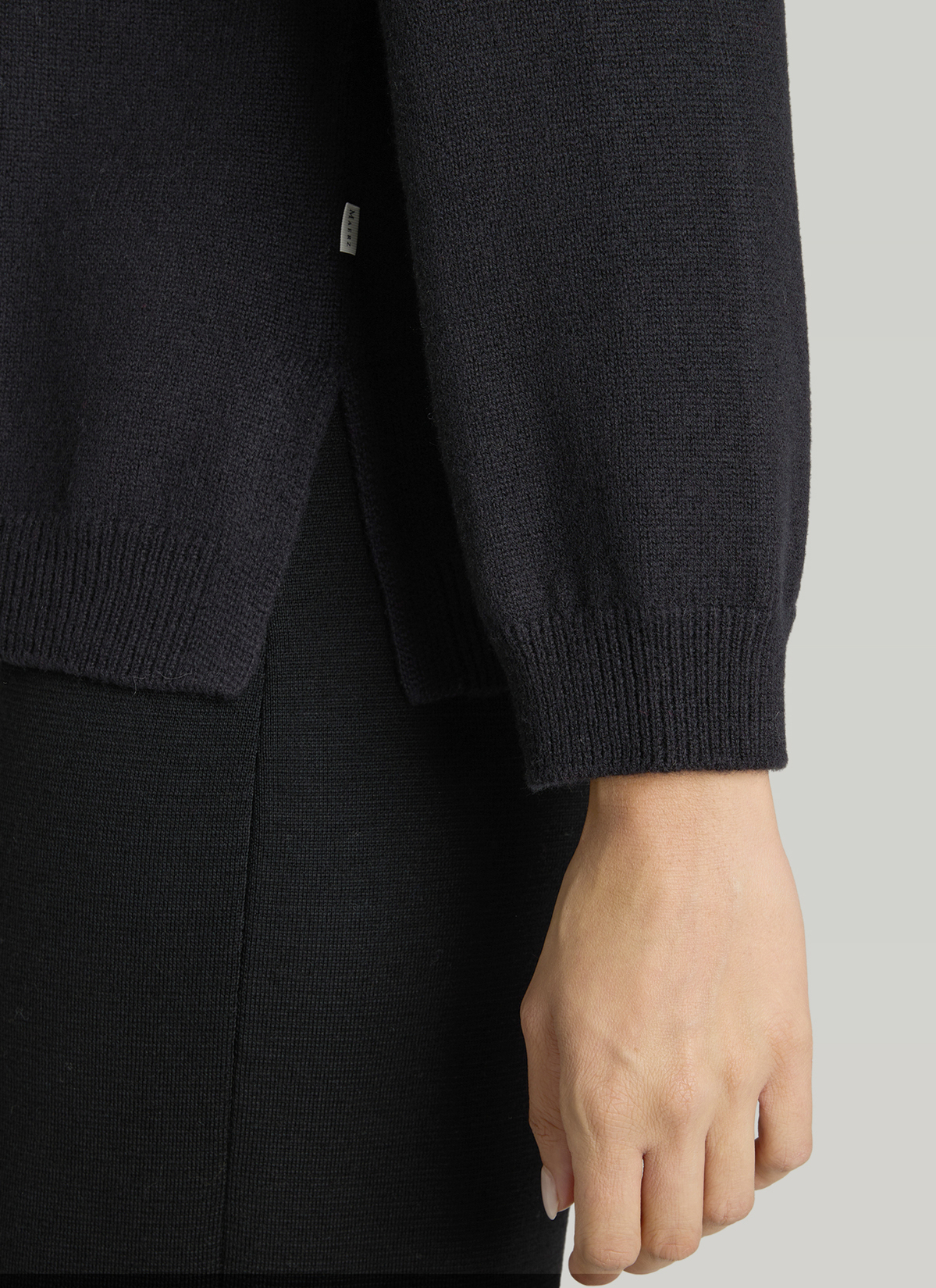 Pullover Rundhals 1/1 Arm, Black Detailansicht 1