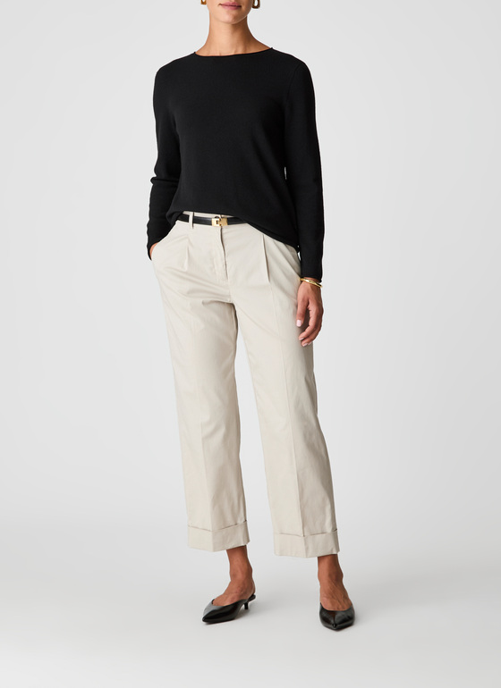 Pullover Rundhals 1/1 Arm Black Frontansicht