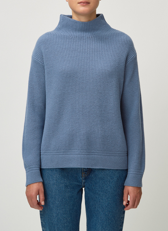 Pullover Stehkragen 1/1 Arm Whale Blue Frontansicht