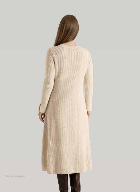 Kleid width=