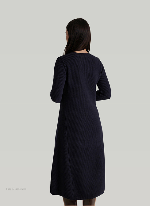 Kleid width=