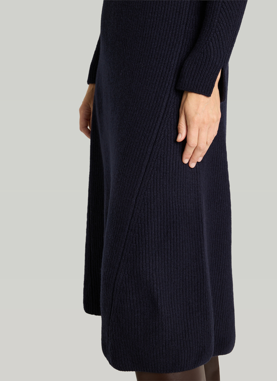 Kleid Navy Frontansicht